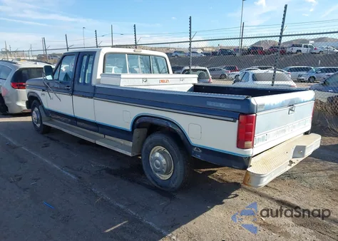 1985 Ford F250 z USA, uszkodzony, nr VIN 1FTHX25L3FKB17291
